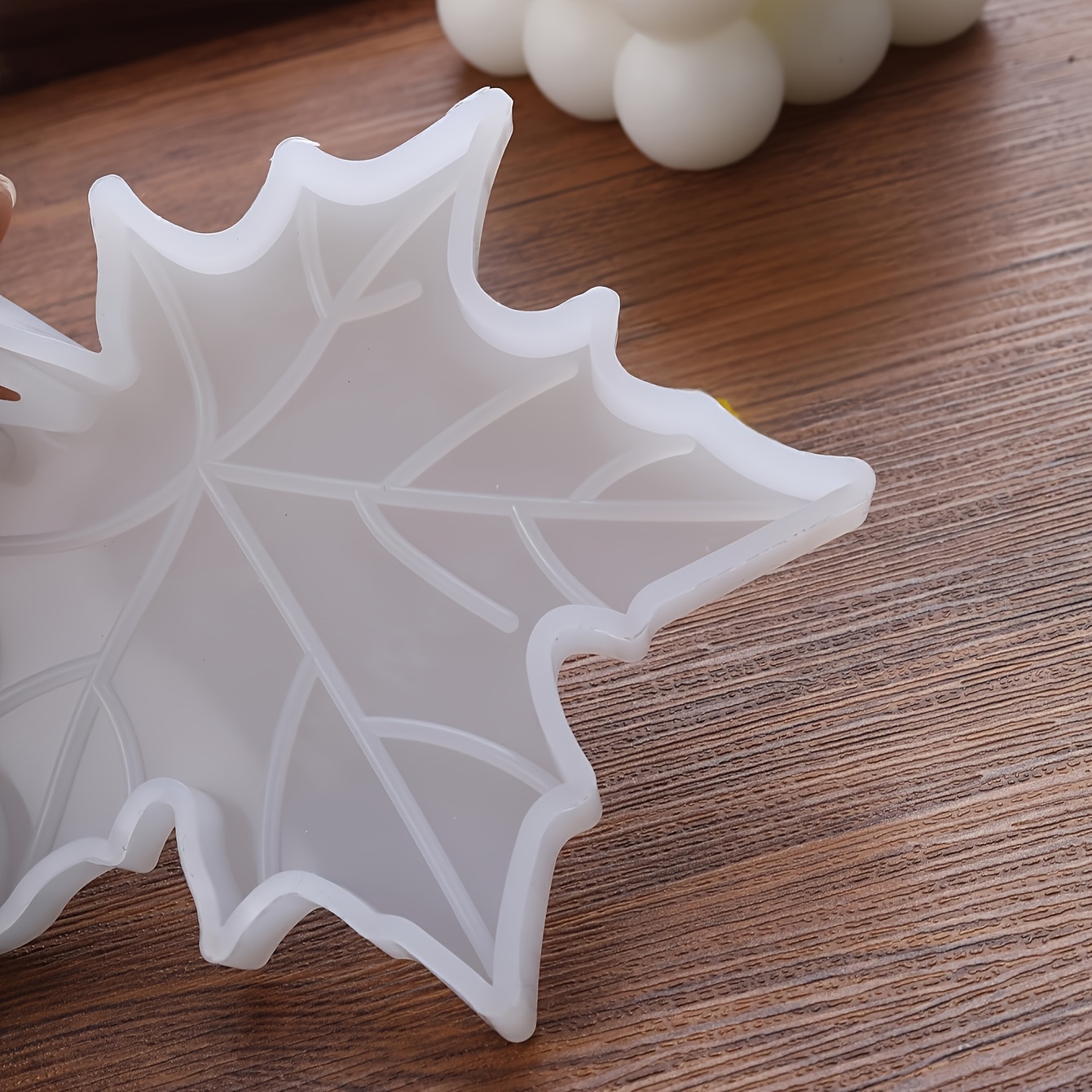 แม่พิมพ์ซิลิโคนรูปใบเมเปิ้ล 1  - Soap Making Name บทวิจารณ์และราคา